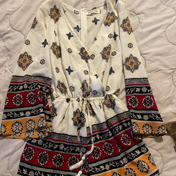 reverse romper - Picture 1 of 3